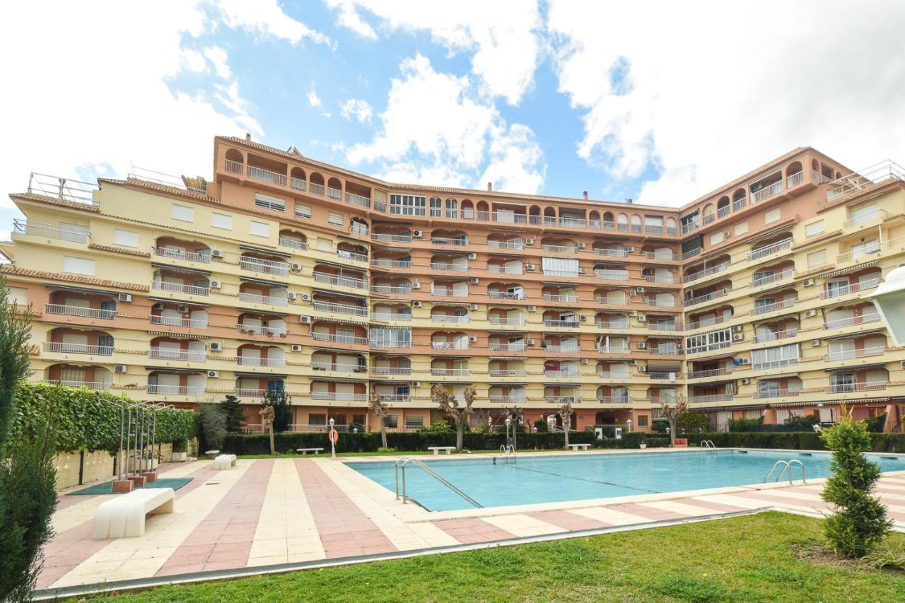 Apartamentos Marblau Los Iris- Julio Y Agosto Solo Familias Gandia Exterior photo
